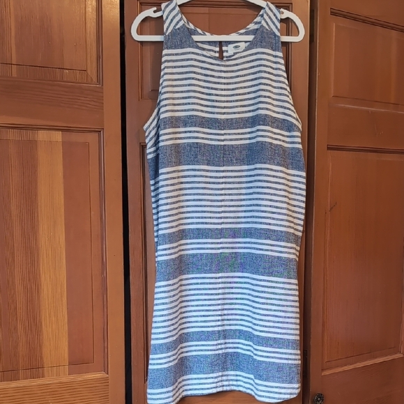 Old Navy Blue and White Striped Women's Dress - Picture 2 of 6